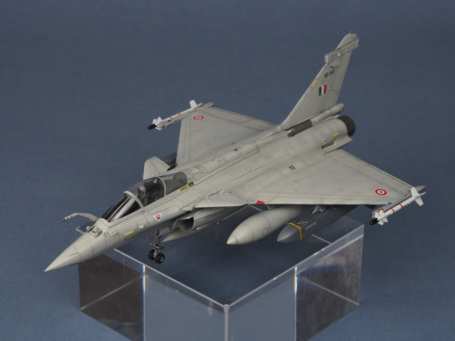 Trumpeter 1/72 J-10CE & Rafale (2 in 1)_18.jpg