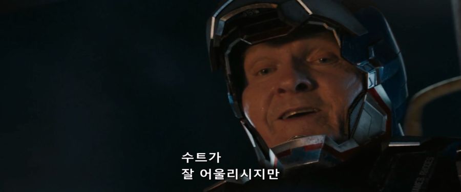 [MCU]슈트를 입어봤던 미국 대통령_2.jpg