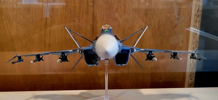 1/72 마크로스 SV-51_23.jpg