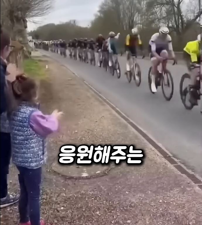 소녀팬:(오열) jpg._3.jpg