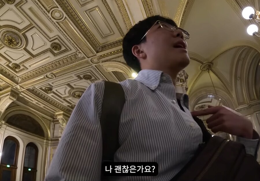 오페라에 청바지에 후드티를 입고가는건 예의 없는걸까?_16.png