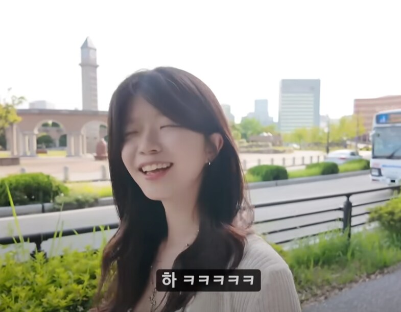 연하의 여친에게 결혼을 강요받는 남자_25.png