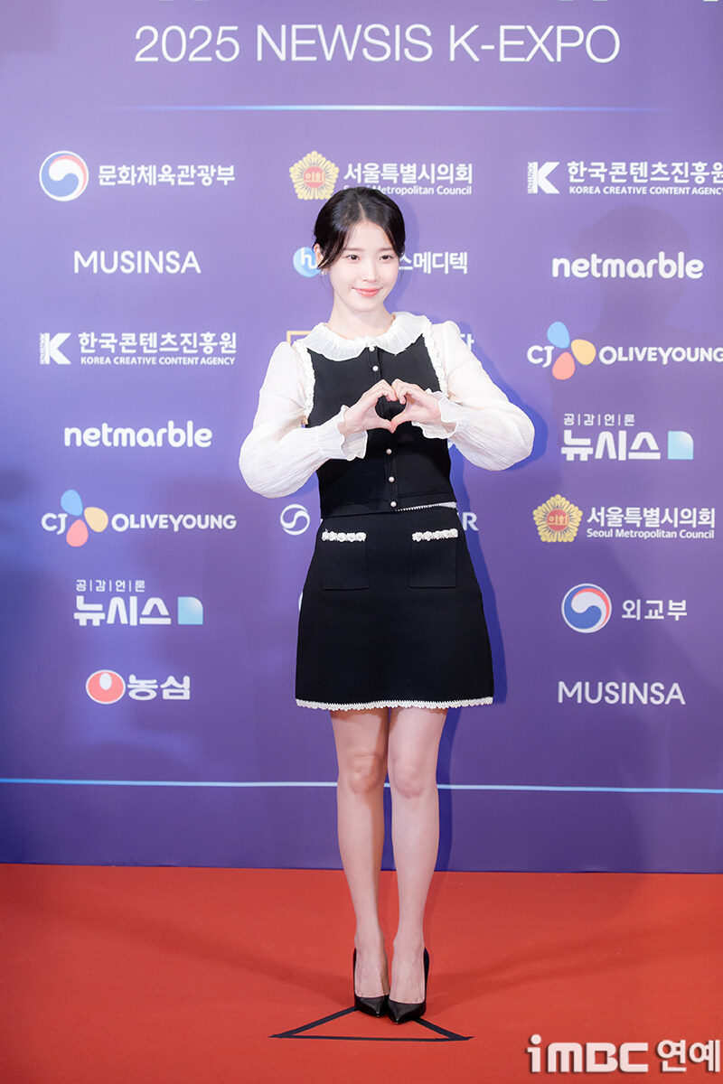 2025.08.28 뉴시스 한류엑스포 포토월(iMBC)_4.jpg