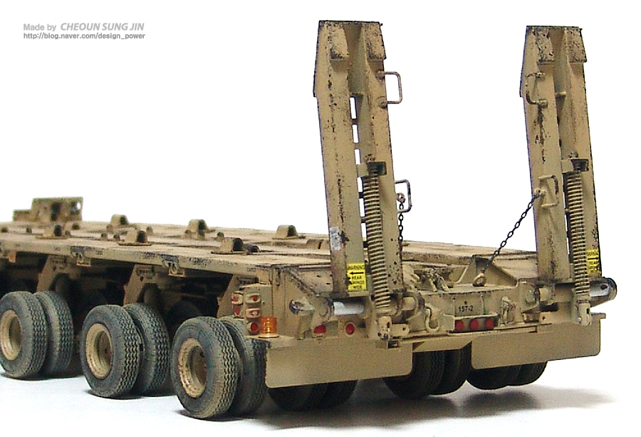 M1070 Truck Tractor & M1000 HETS 프라모델_9.jpg