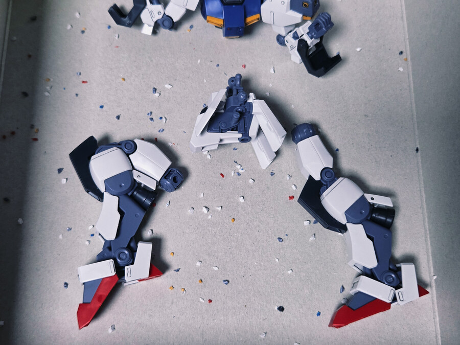 [HG] D건담 퍼스트_4.jpg