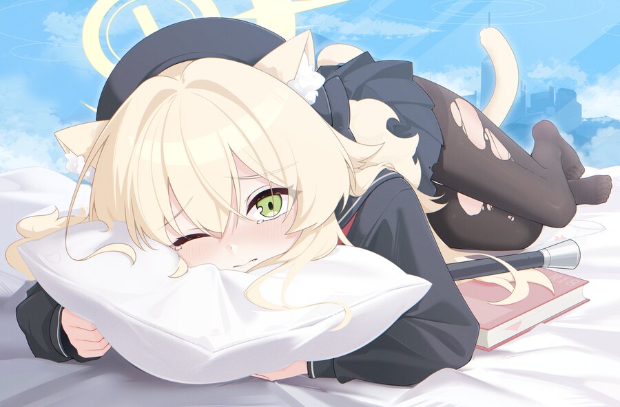 블루아카)찢스 히죽히죽교수_1.png