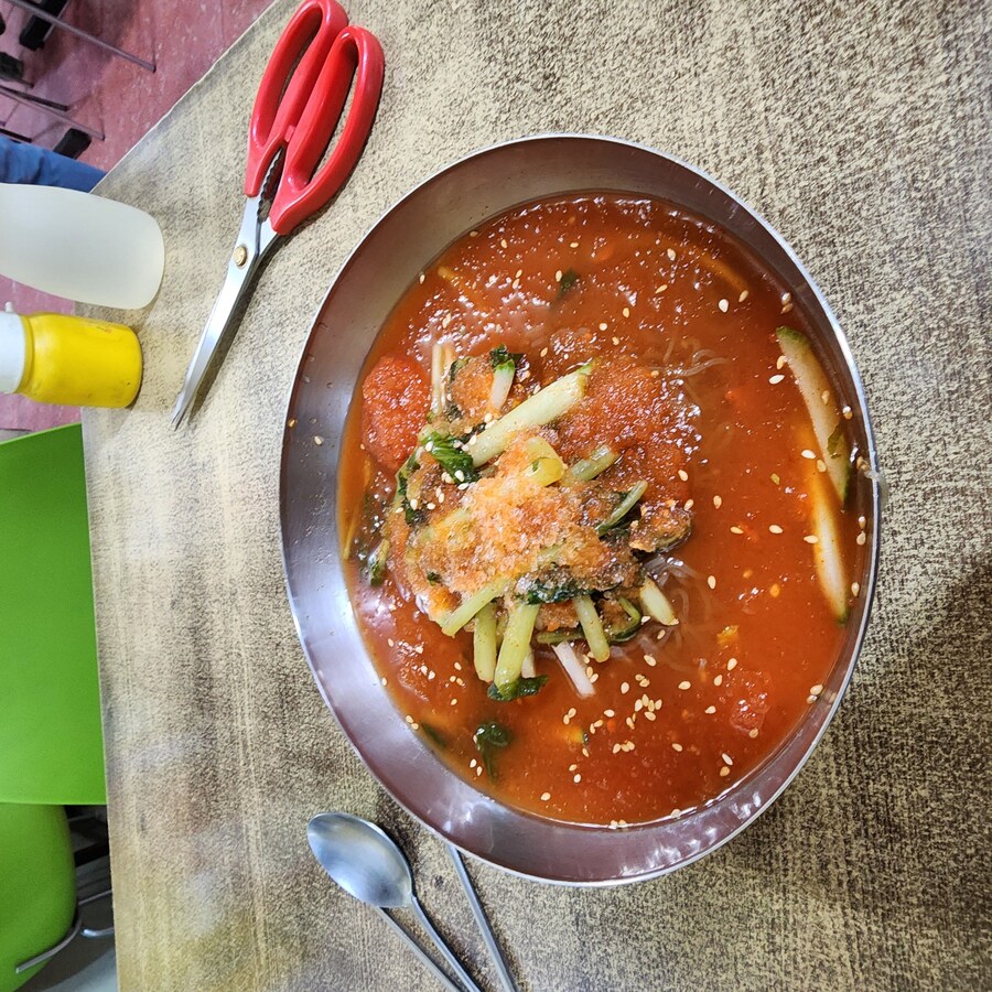 오늘도 얼큰열무 물냉면_2.jpg