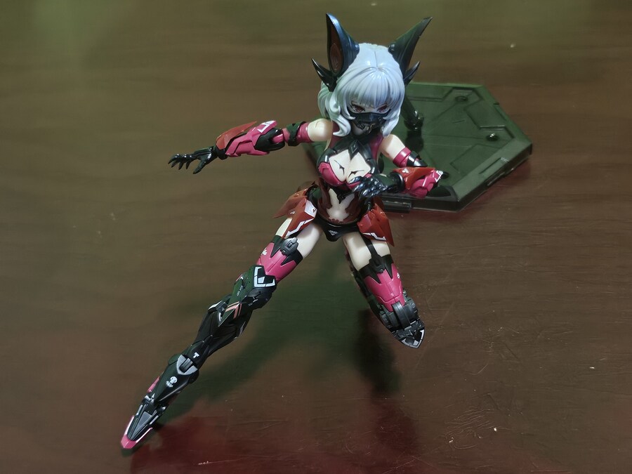 이스턴 모형 (A.T.K GIRLS) 어택걸 시리즈 엔드리스 나이트 카밀라 (1)_304.jpg