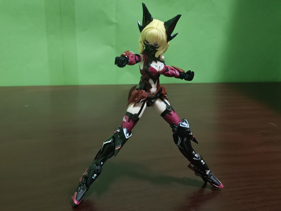 이스턴 모형 (A.T.K GIRLS) 어택걸 시리즈 엔드리스 나이트 카밀라 (2)_286.jpg