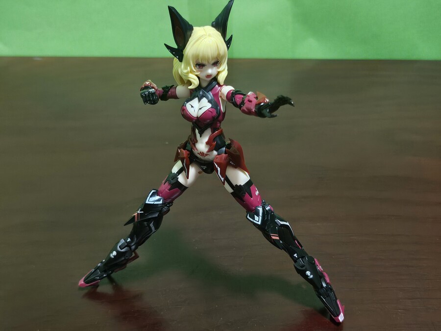 이스턴 모형 (A.T.K GIRLS) 어택걸 시리즈 엔드리스 나이트 카밀라 (2)_303.jpg