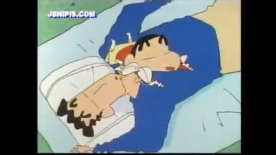 짱구)다시보면 19금 안붙은게 이상한 에피소드_9.jpg