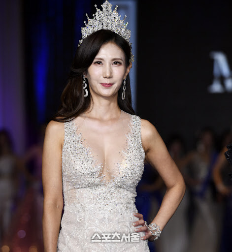 미시대회 48세 우승자.jpg_4.jpg