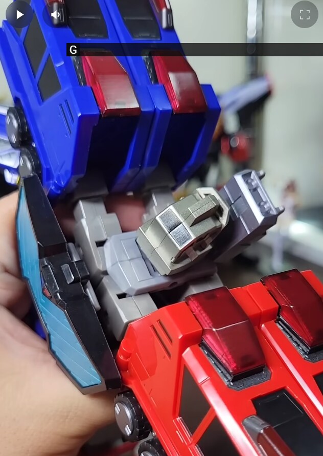 가오가이가) 언젠간 초룡신 변형 완벽재현 가능할까?_1.png