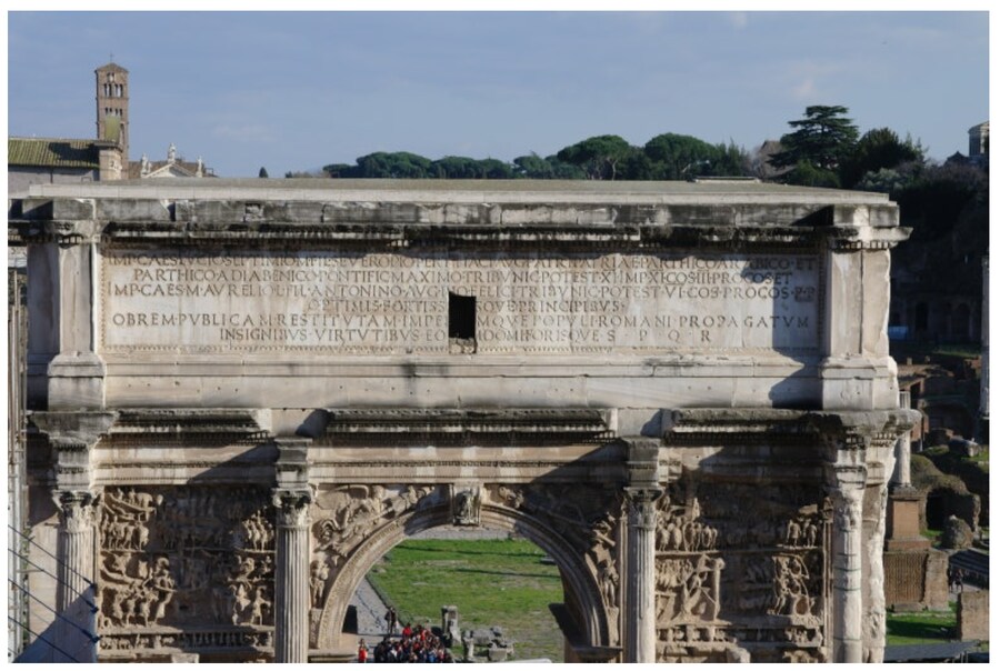 역사)역사학자들에게 골치아픈 형벌_1.png