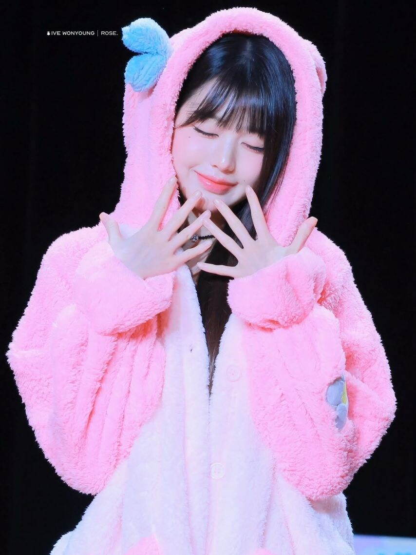 아이브 장원영_14.jpg