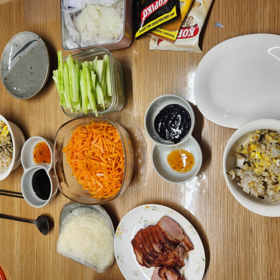 집밥)북경오리 탈을 쓴 훈제오리_1.jpg