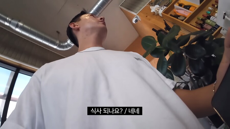 유튜브) 여행 유튜버 혼자라고 하니까 강릉 가게주인 반응..._2.png