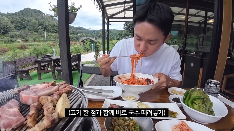 유튜브) 여행 유튜버 혼자라고 하니까 강릉 가게주인 반응..._17.png