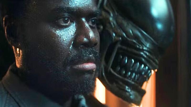 에일리언)스포) 동료를 버리는 어떤 냉혈한 악당의 이야기_8.jpg