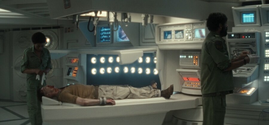 에일리언)스포) 동료를 버리는 어떤 냉혈한 악당의 이야기_19.jpg