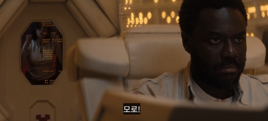 에일리언)스포) 동료를 버리는 어떤 냉혈한 악당의 이야기_26.jpg