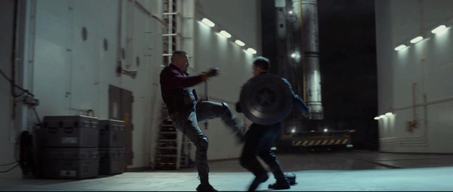 [MCU]방패 치우고 캡틴에게 한판 붙자는 용병_3.jpg