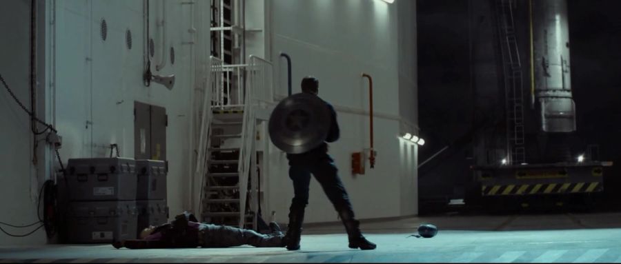 [MCU]방패 치우고 캡틴에게 한판 붙자는 용병_9.jpg