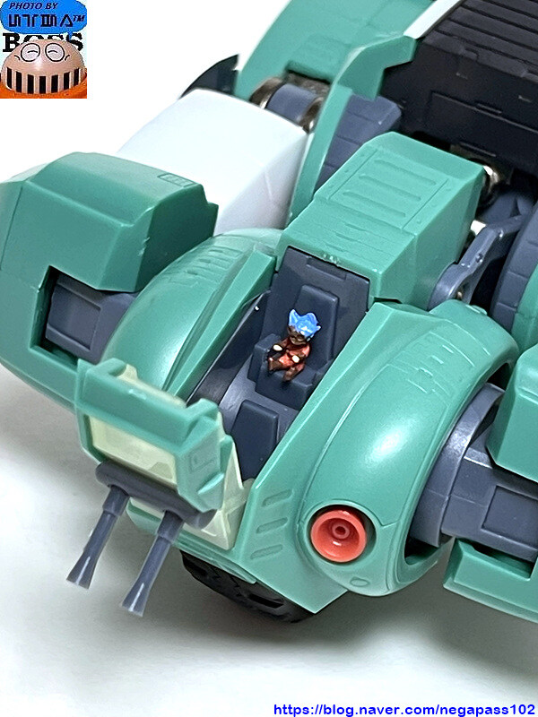 하이메탈R '워커 개리어'_18.jpg