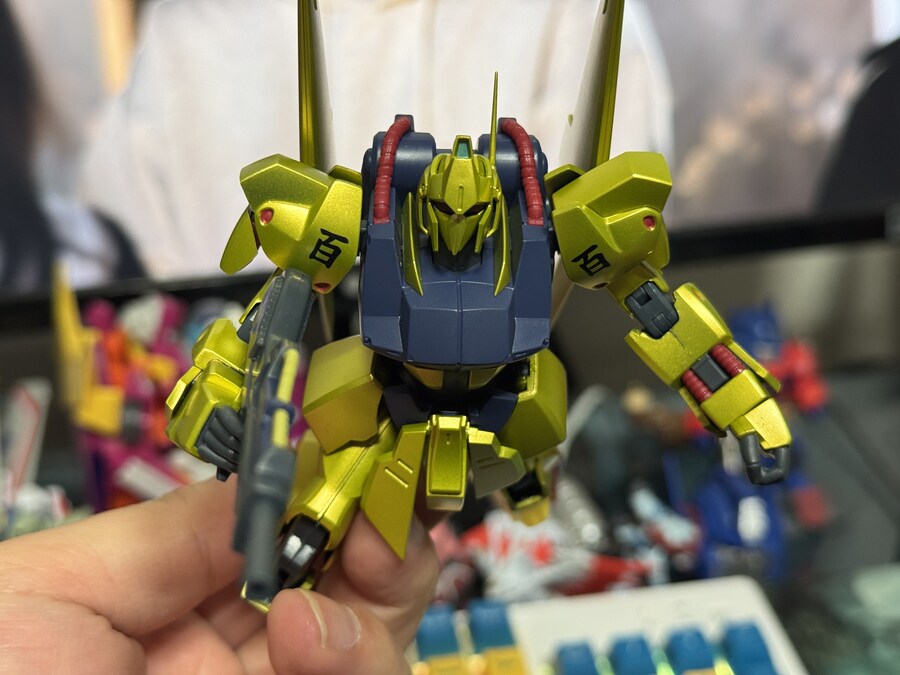 오묘한 색감의 로봇혼 아니메 백식_3.jpg