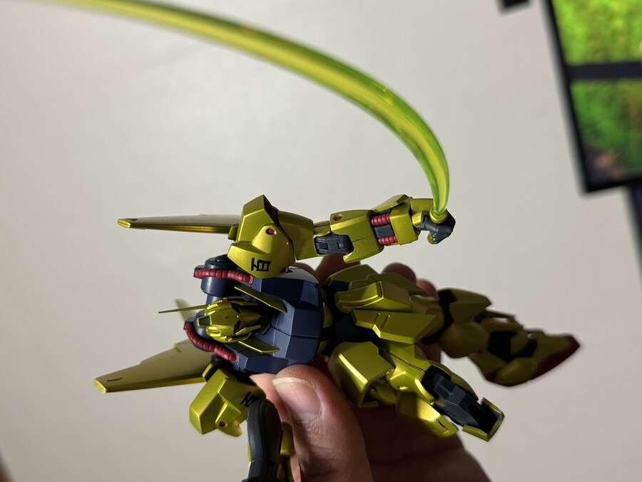 오묘한 색감의 로봇혼 아니메 백식_5.jpg