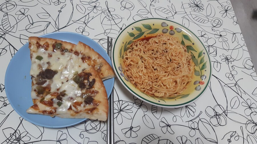 비빔면&피자 (9월 10일)_1.jpg