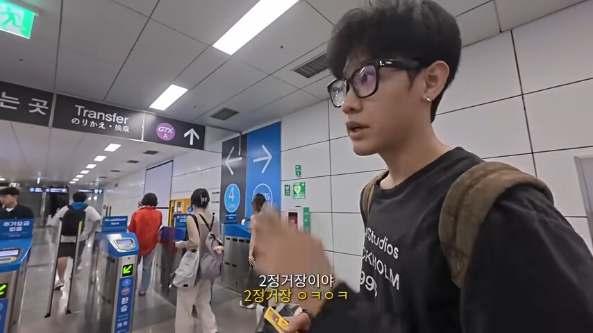 유튜브) 외국인만 보이면 무작정 말을 거는 유튜버_22.png