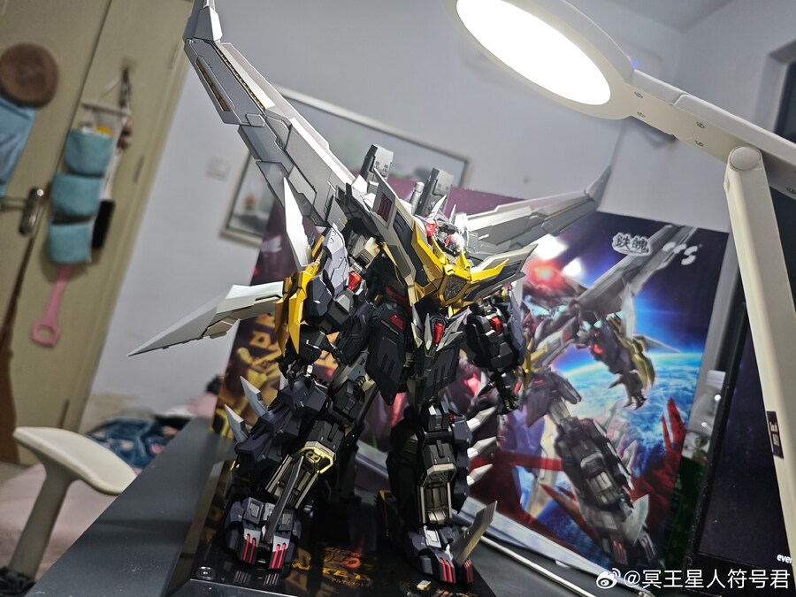 [CCS토이즈] 얼티밋 단쿠가 디테일 리뷰 및 실제품 포징_26.jpg