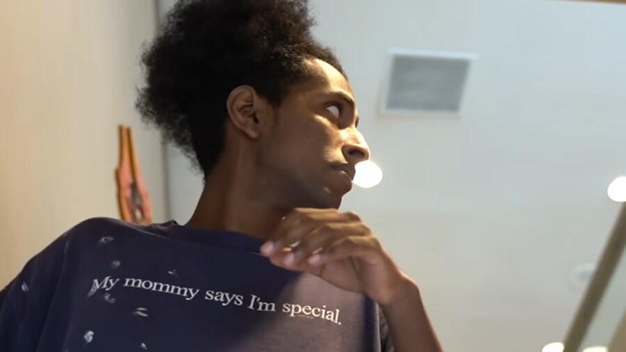 어몽어스)인종차별 임포스터를 추적하는 유튜버_8.png