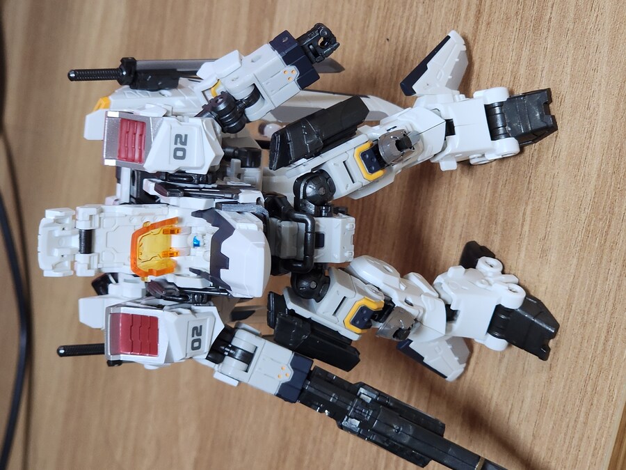 택티컬무버) 스톰 세이버즈_9.jpg