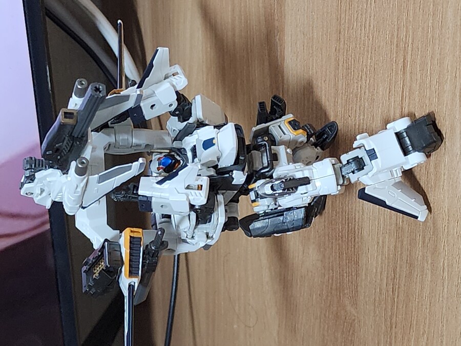 택티컬무버) 스톰 세이버즈_13.jpg