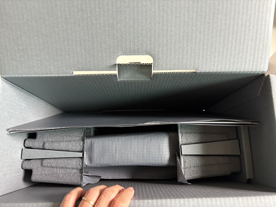 플레이스테이션 30주년 콘솔 언박싱_39.jpg