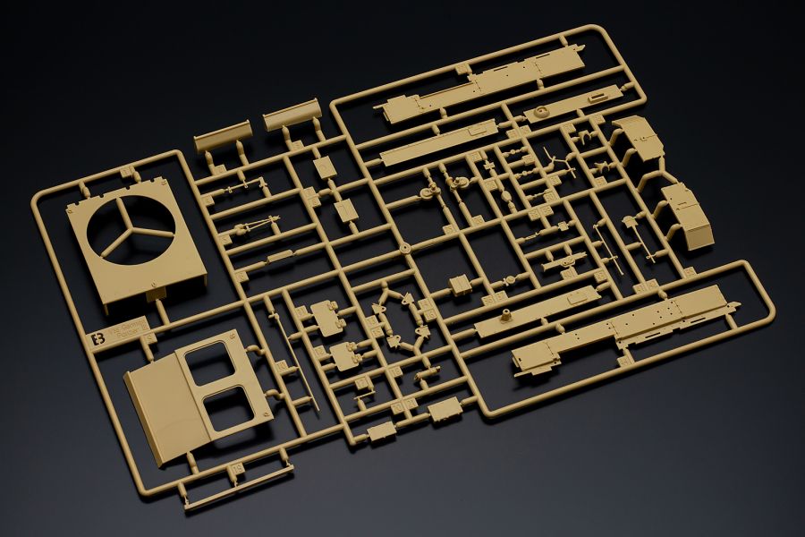 [아카데미 과학] 1/35 독일 3호전차 N형 아프리카 군단 런너 사진_6.png