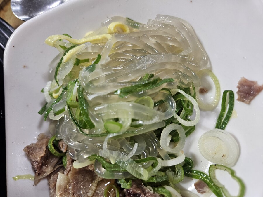 충주 탄금대 왕갈비탕 + 메가커피 피넛초코프라페_6.jpg