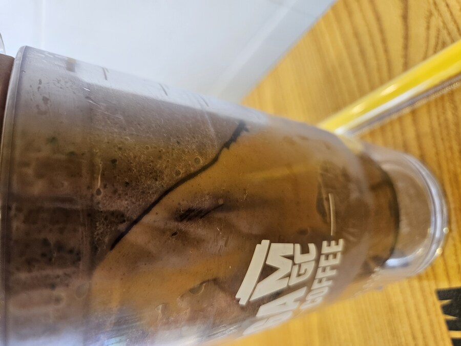 충주 탄금대 왕갈비탕 + 메가커피 피넛초코프라페_8.jpg