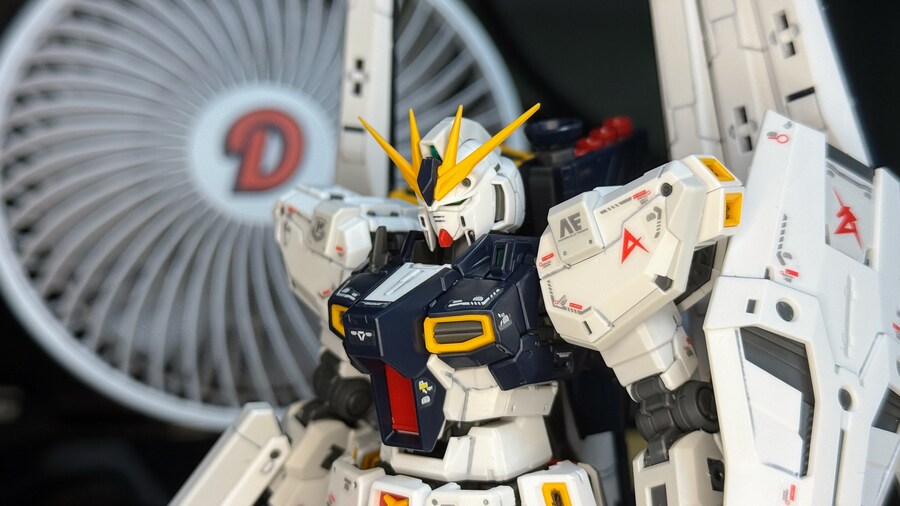 RG 뉴 건담 (더블 핀 판넬)_3.jpg