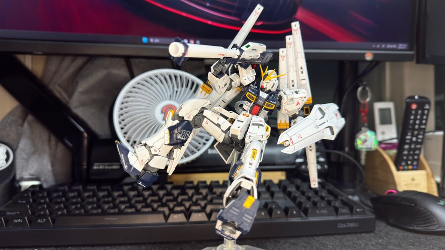 RG 뉴 건담 (더블 핀 판넬)_6.jpg