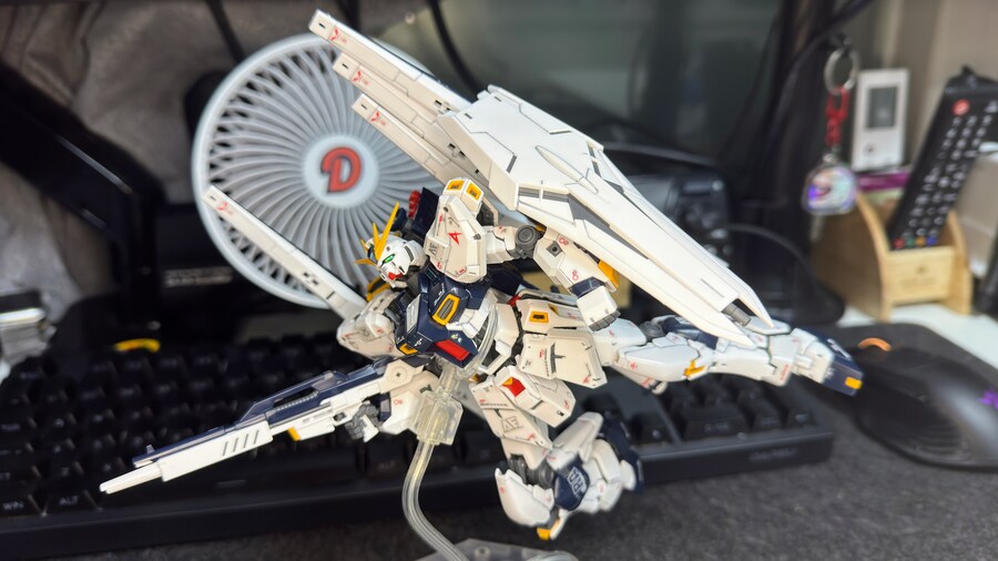 RG 뉴 건담 (더블 핀 판넬)_7.jpg