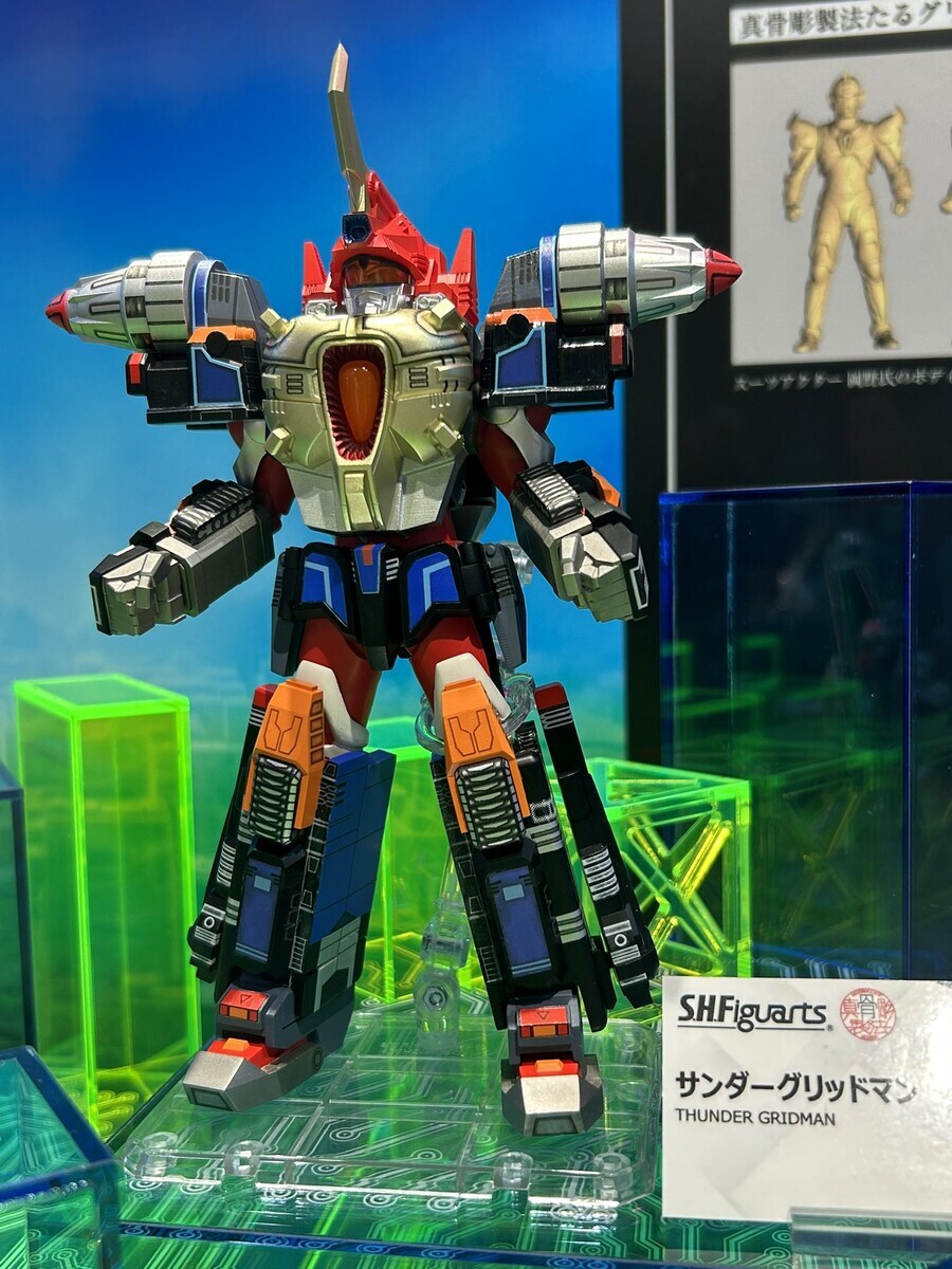 그리드맨) 진골 썬더 그리드맨 개쩐다_1.jpg