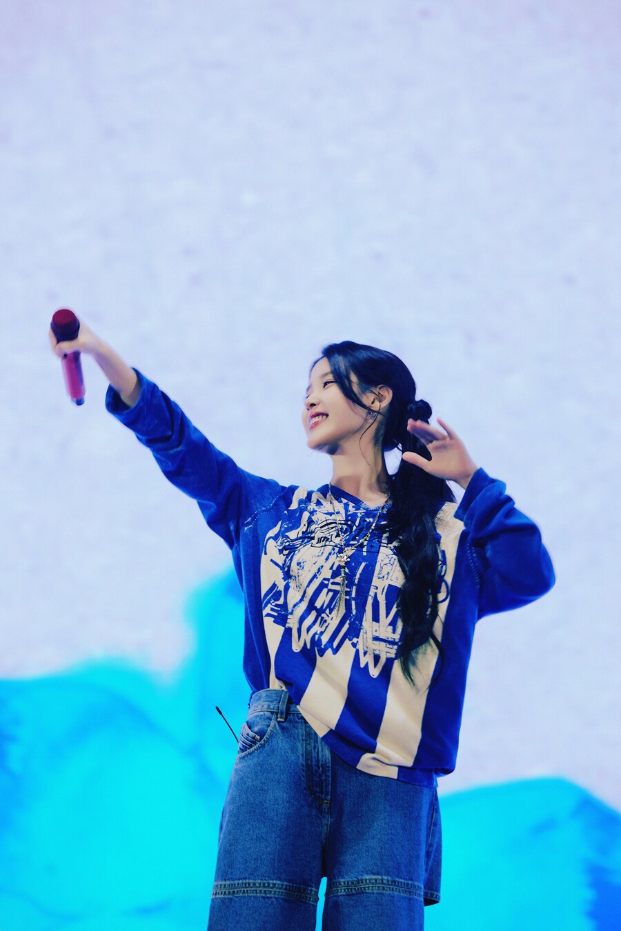 2025 아이유 팬밋업 ‘바이, 썸머’ 보도자료 사진_3.jpg