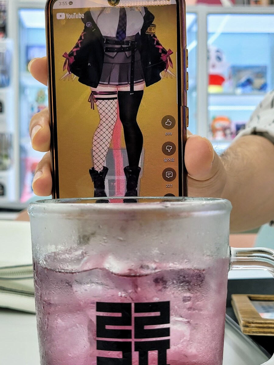 ㄹㄹㅋㅍ)친구들이랑 카페 놀러옴_4.jpg