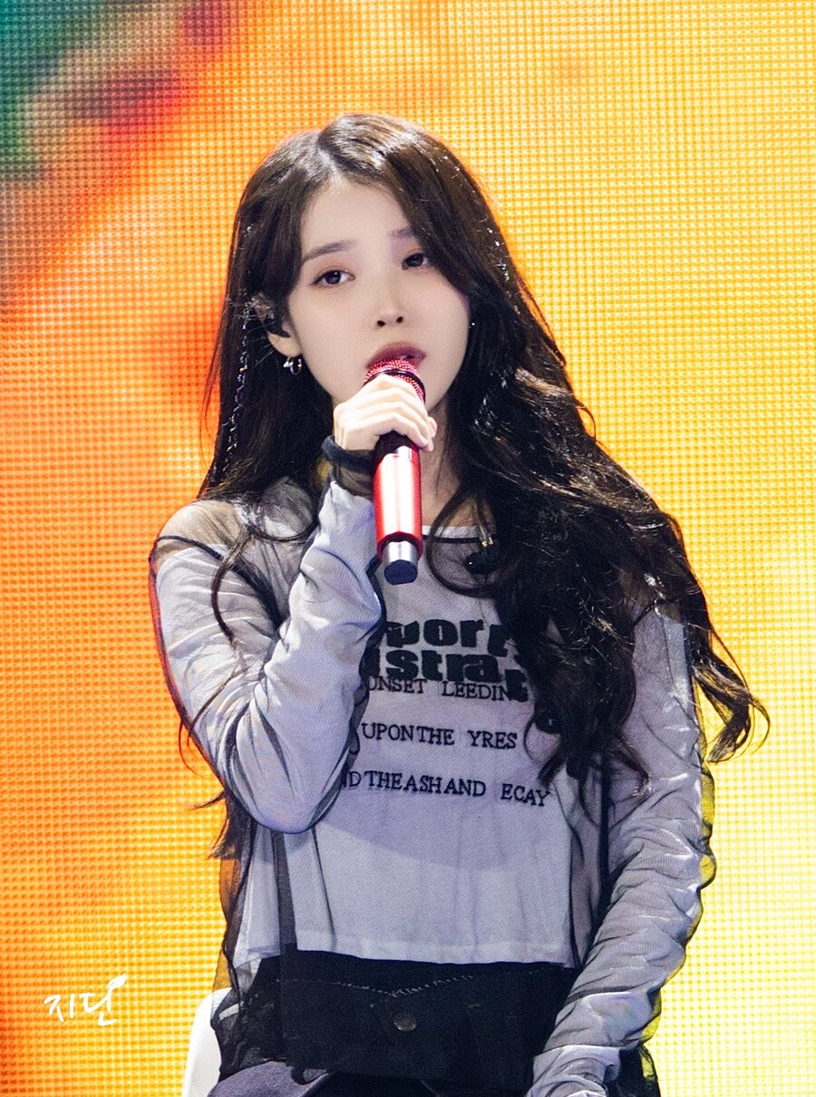 2025.09.13 아이유 FAN MEET-UP(지딘)_14.jpg