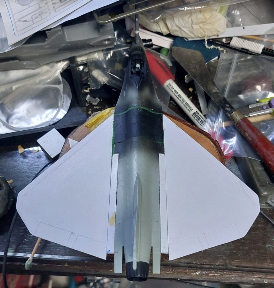 [이건 SF인가? 스케일인가?...] 아카데미 1/72 F16 커스텀_8.jpg