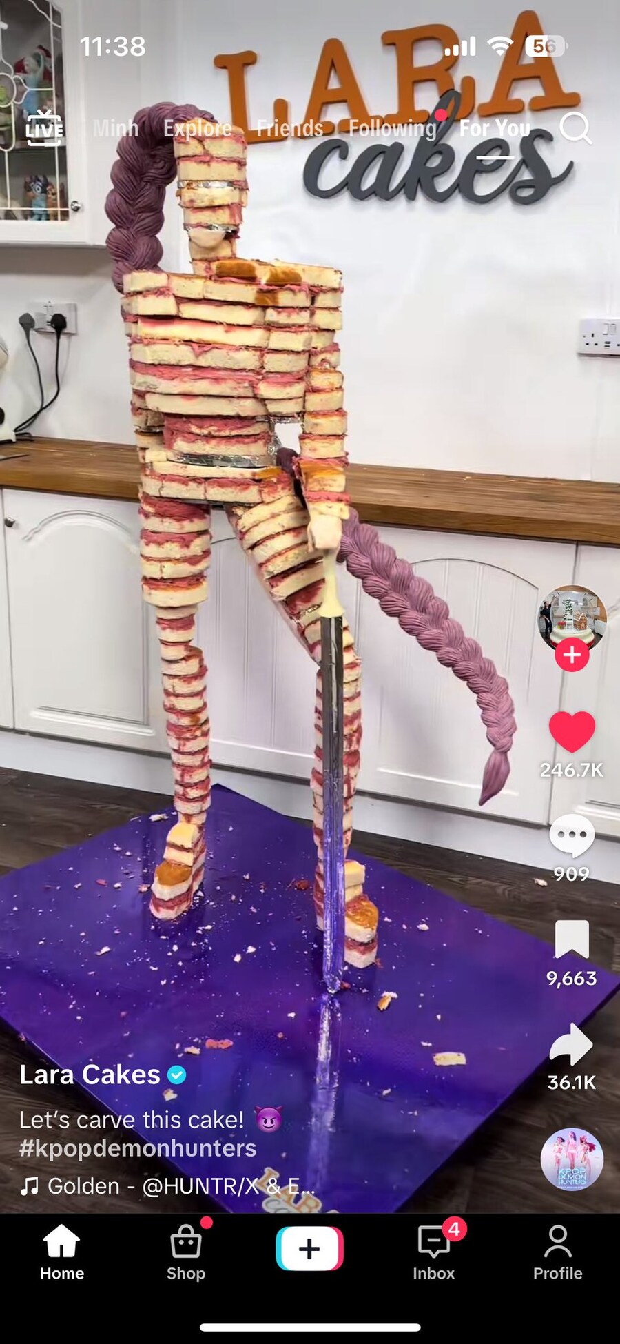 케데헌) 특이점이 온 루미 모양 케이크.jpg_1.jpg