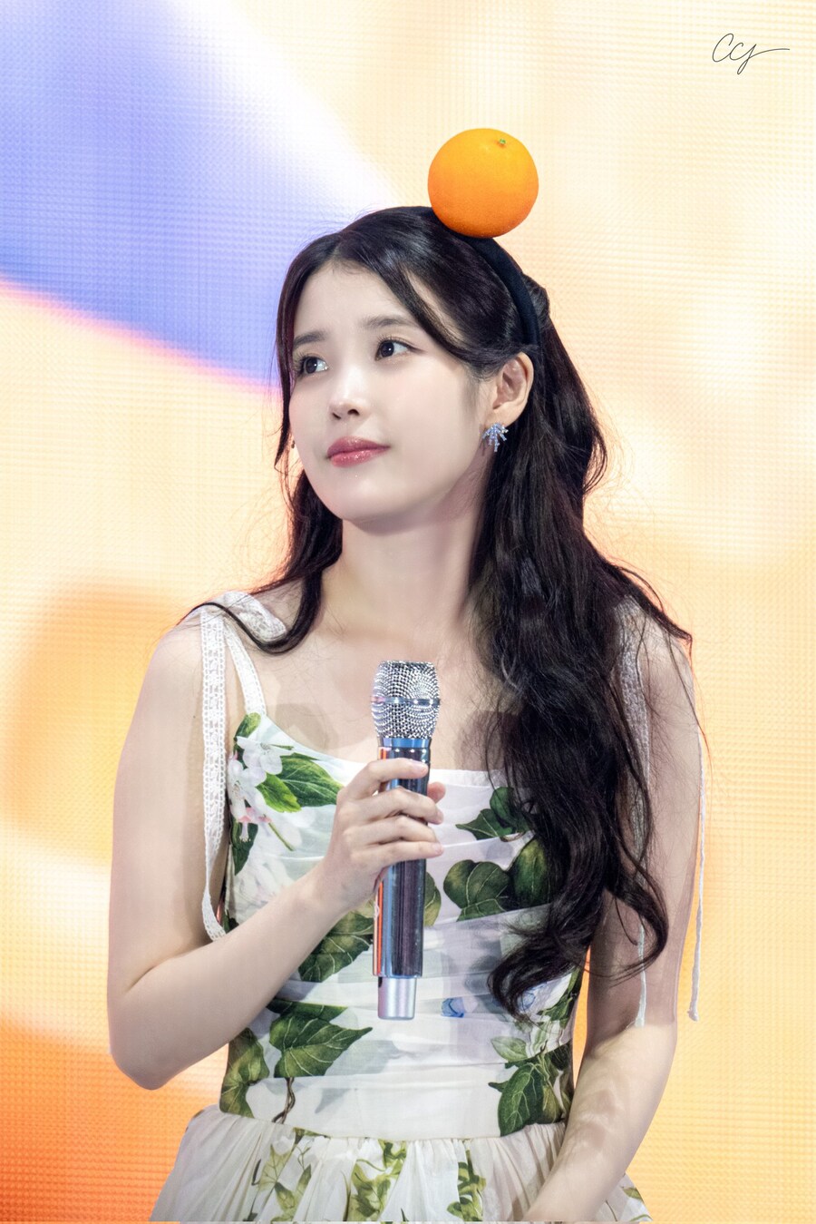 2025.09.14 아이유 FAN MEET-UP(UAENAGRAPHY)_7.jpg